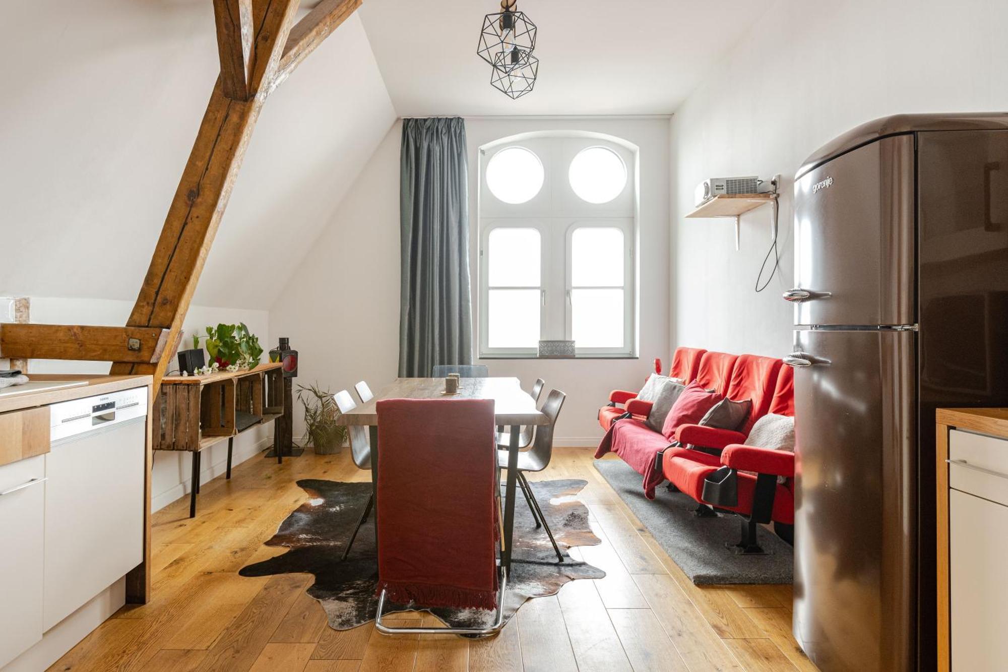 Wohnen Wie Im Schloss - Alter Bahnhof Von Kruft Buitenkant foto